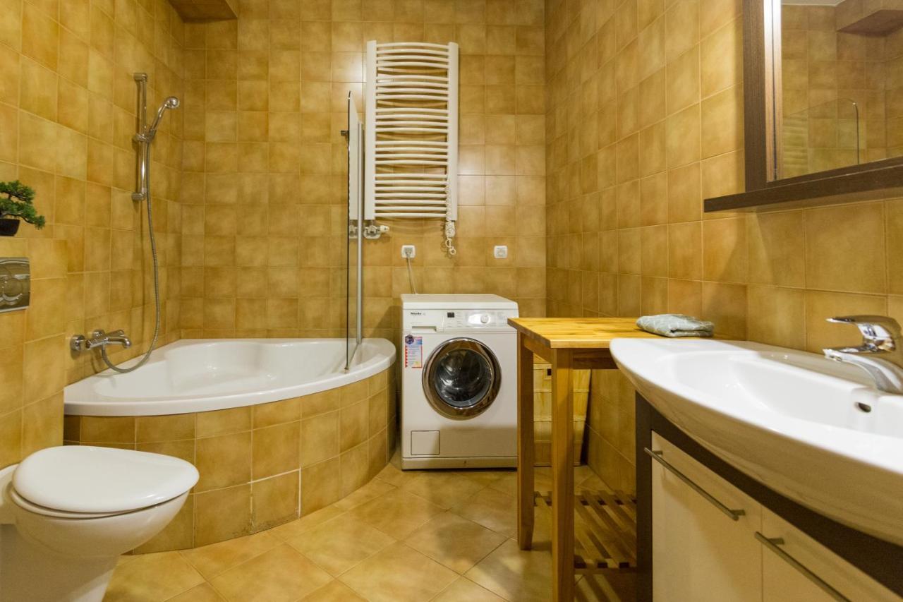 Apartamento Garden Studio In The Old Town Cracovia Exterior foto